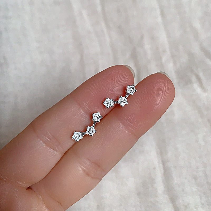 2025 New Style Earrings with a Unique Design, High-End Feel, Versatile for Everyday Wear, Fashionable Earrings Wholesale, Ear Studs for Women, Ear Cartilage Studs