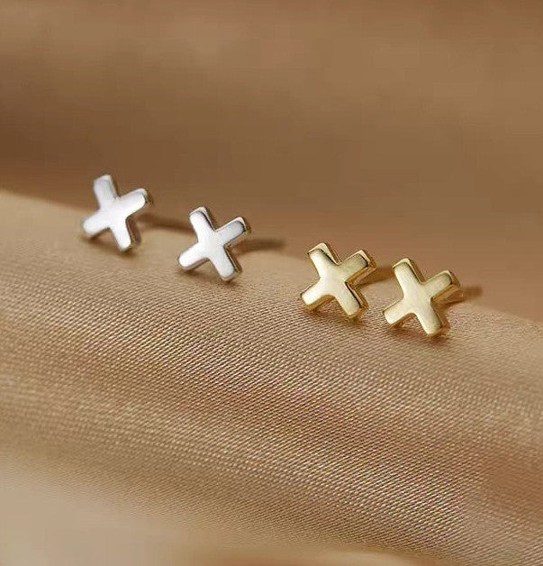 2025 New Style Earrings with a Unique Design, High-End Feel, Versatile for Everyday Wear, Fashionable Earrings Wholesale, Ear Studs for Women, Ear Cartilage Studs