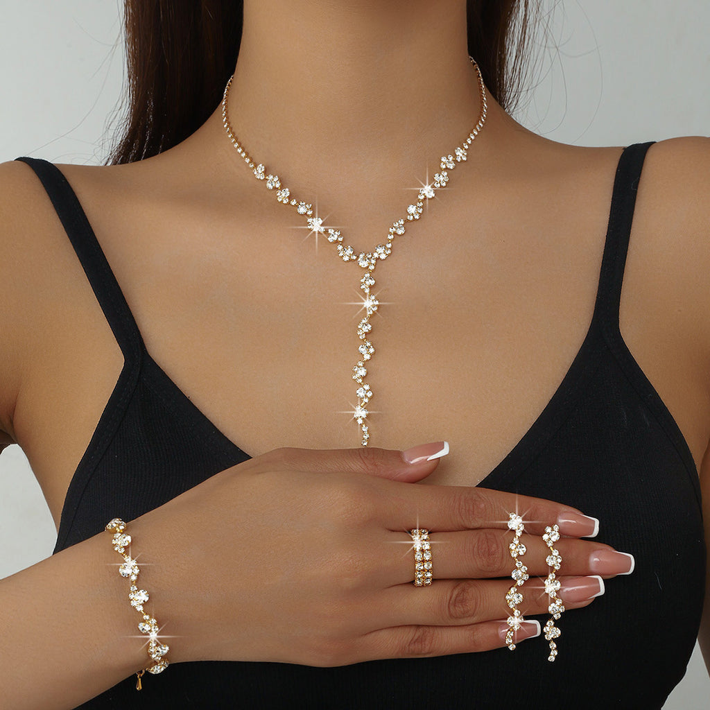 Luxurious Elegant, High-End Sparkling Rhinestone Flower Necklace, Bracelet, Earrings and Ring Four-Piece Set, Music Party Jewelry