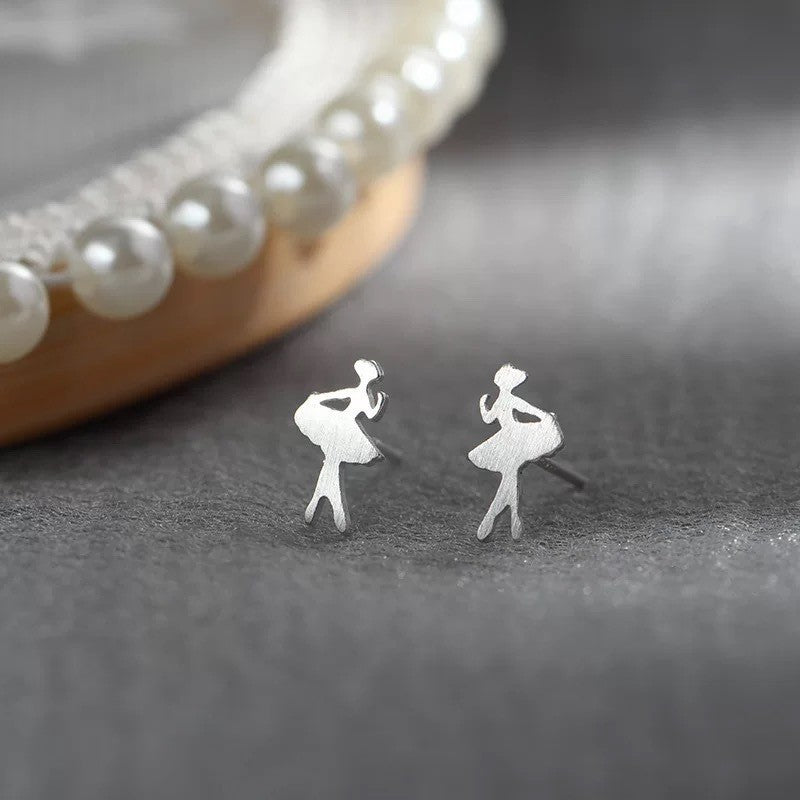 2025 New Style Earrings with a Unique Design, High-End Feel, Versatile for Everyday Wear, Fashionable Earrings Wholesale, Ear Studs for Women, Ear Cartilage Studs