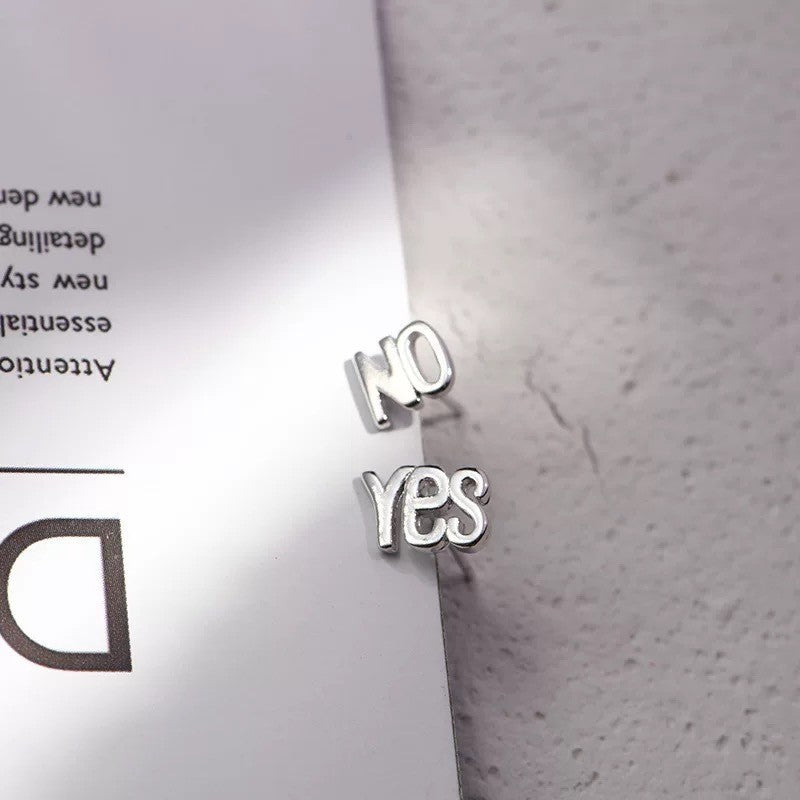 2025 New Style Earrings with a Unique Design, High-End Feel, Versatile for Everyday Wear, Fashionable Earrings Wholesale, Ear Studs for Women, Ear Cartilage Studs