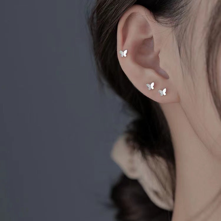 2025 New Style Earrings with a Unique Design, High-End Feel, Versatile for Everyday Wear, Fashionable Earrings Wholesale, Ear Studs for Women, Ear Cartilage Studs